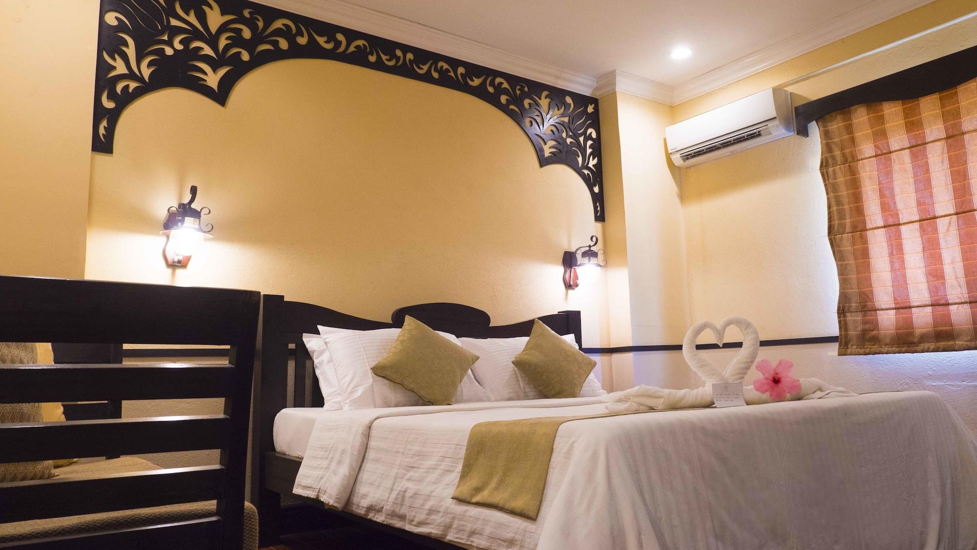 Playa Tropical Resort Hotel Currimao Bagian luar foto